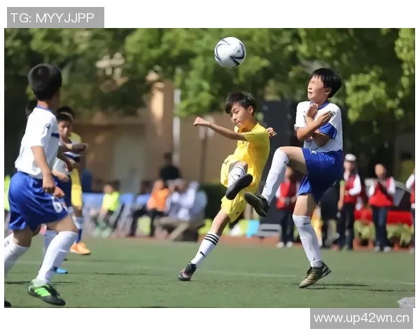 广州飞盘队比赛经验引发热议球迷对战术与表现的不同看法 广州飞盘队比赛经验引发热议球迷对战术与表现的不同看法