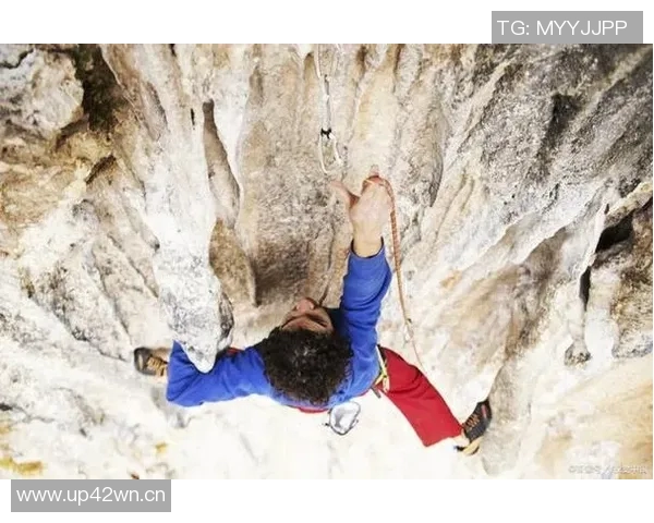 成都攀岩队耐力之争引发热议探讨攀岩运动的未来发展与挑战 成都攀岩队耐力之争引发热议探讨攀岩运动的未来发展与挑战